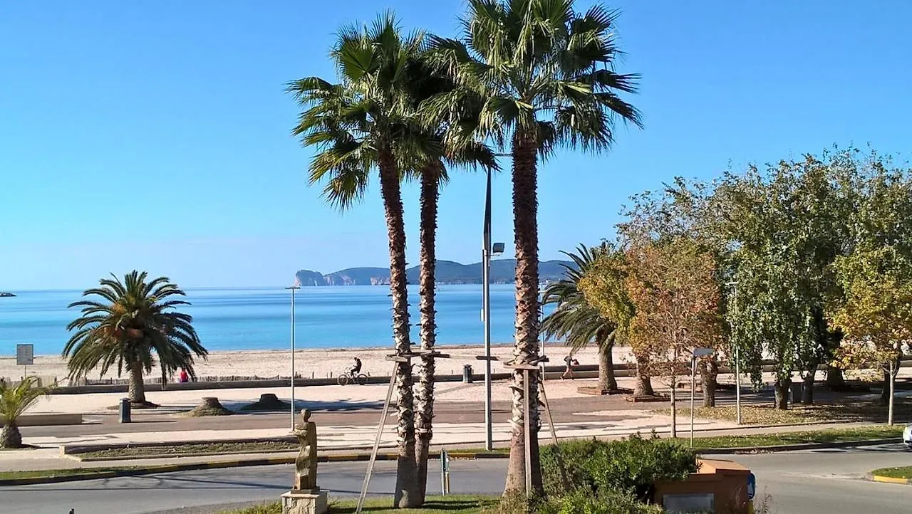 شقة Orange Sunset, Seaview & Beach Front ألغيرو